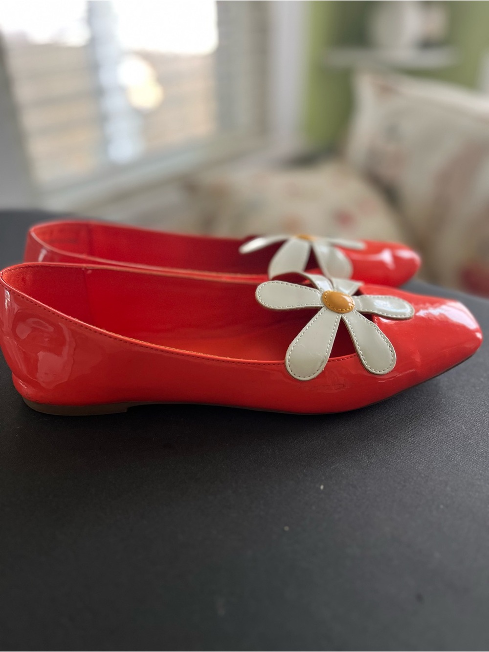 Katy Perry Collections Orange Patent Floral Applique Flats - Picture 2 of 5